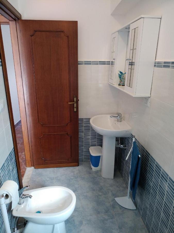 Casa Donna Franca Apartment กัสตีลโยเน ดิ ซิชีเลีย ภายนอก รูปภาพ